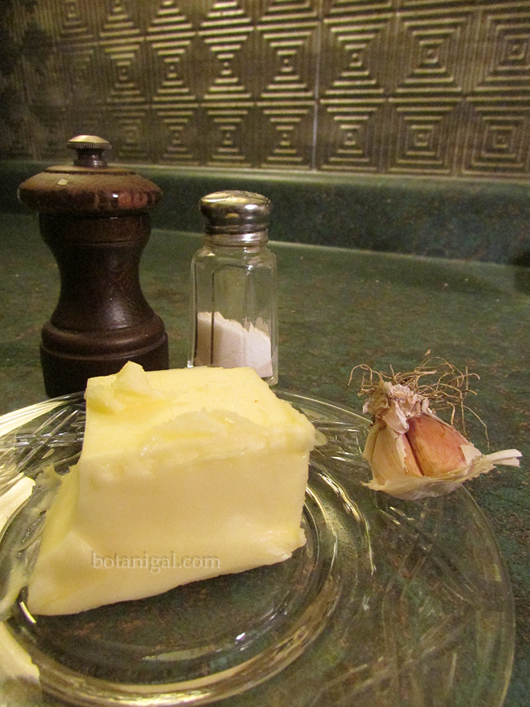 R.K. Butter, salt, pepper, garlic 016